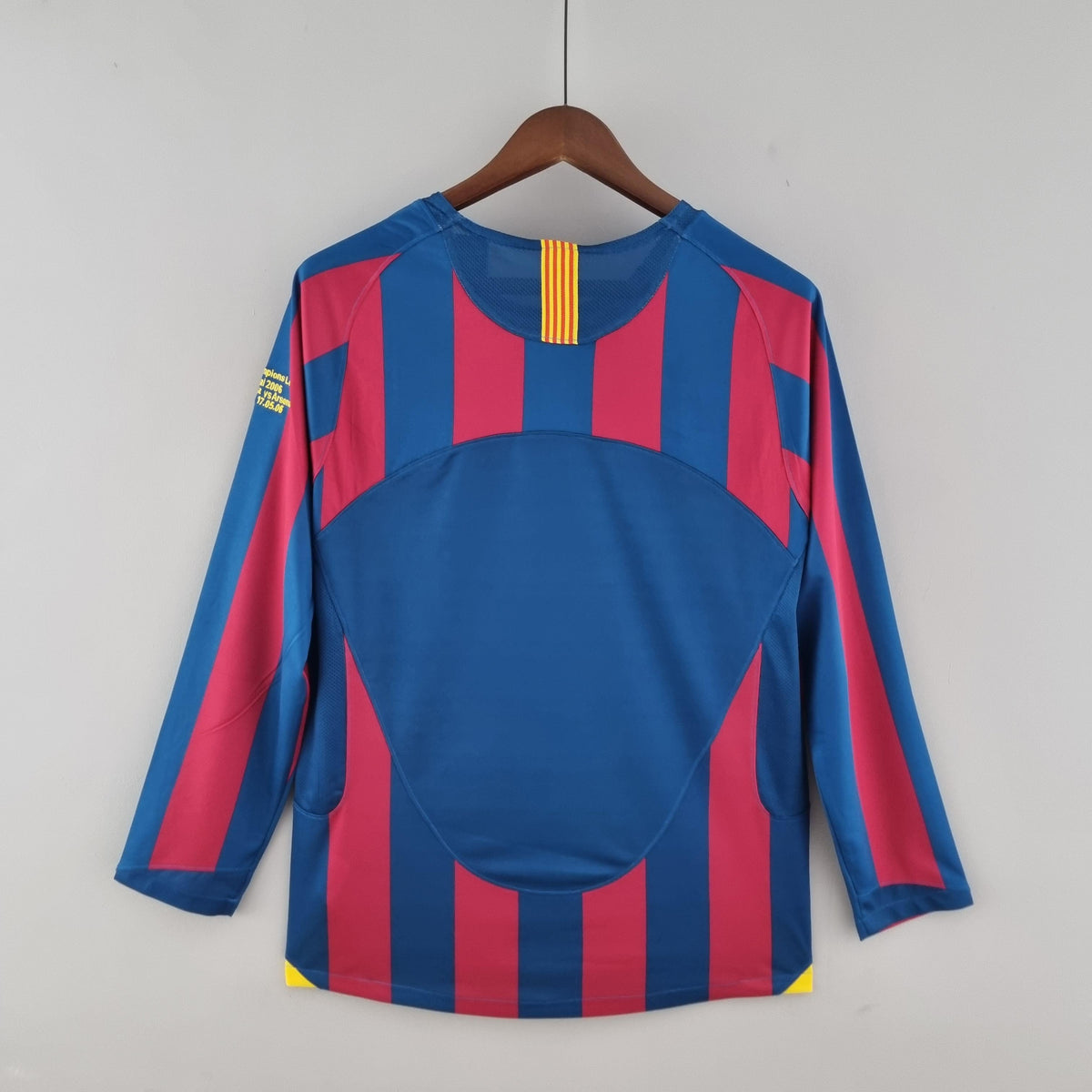 Camiseta retro local del Barcelona 2005/2006 - Manga larga