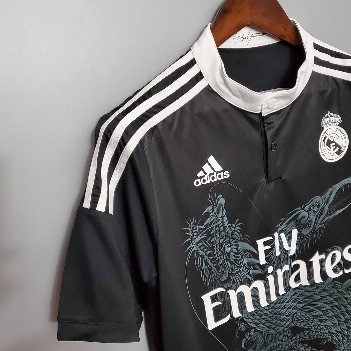 Camiseta retro de visitante del Real Madrid 2014/2015
