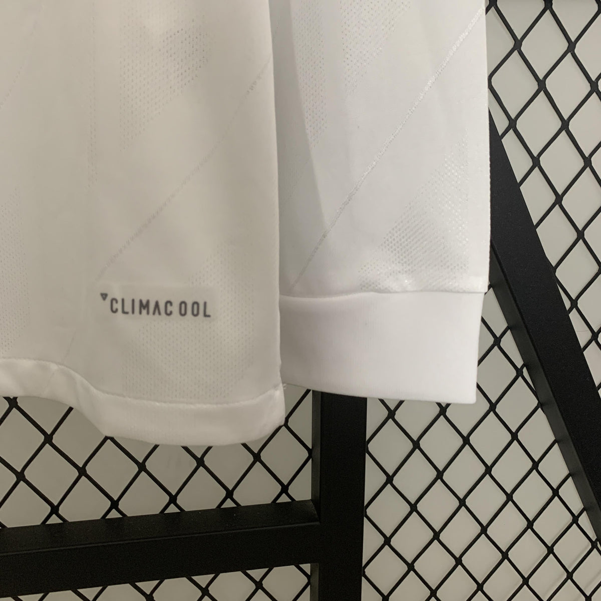 Camiseta retro local del Real Madrid 2017/2018 - Manga larga