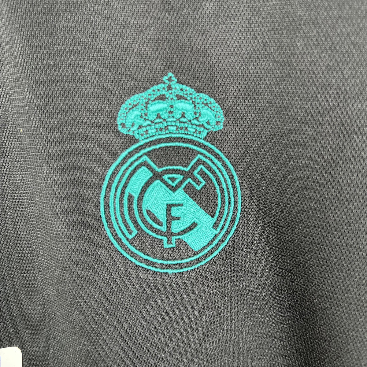 Camiseta retro de visitante del Real Madrid 2017/2018