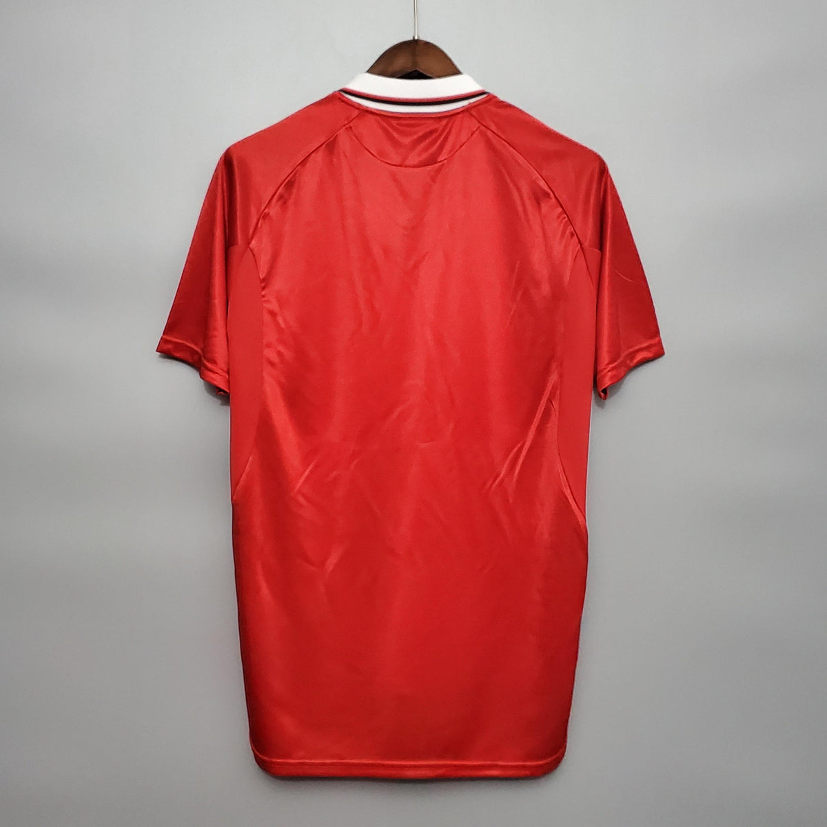 Camiseta retro local del Manchester United 1999/00