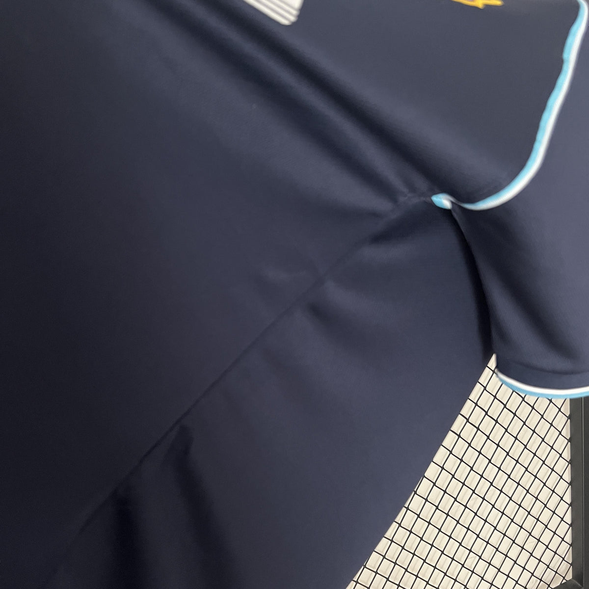 Camiseta retro de tercera equipación del West Ham United 1999/2001