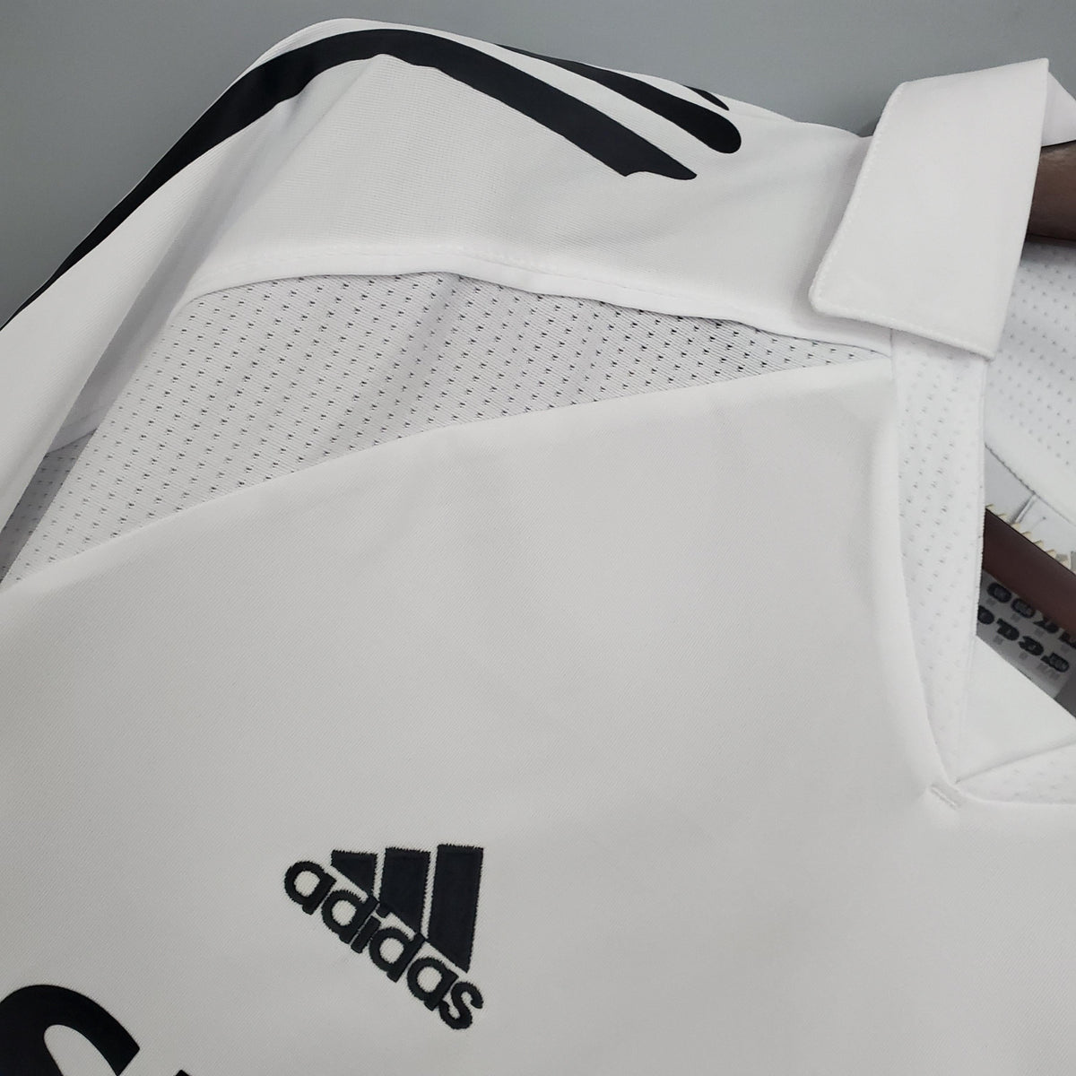 Camiseta Retro Real Madrid Local 2005/2006