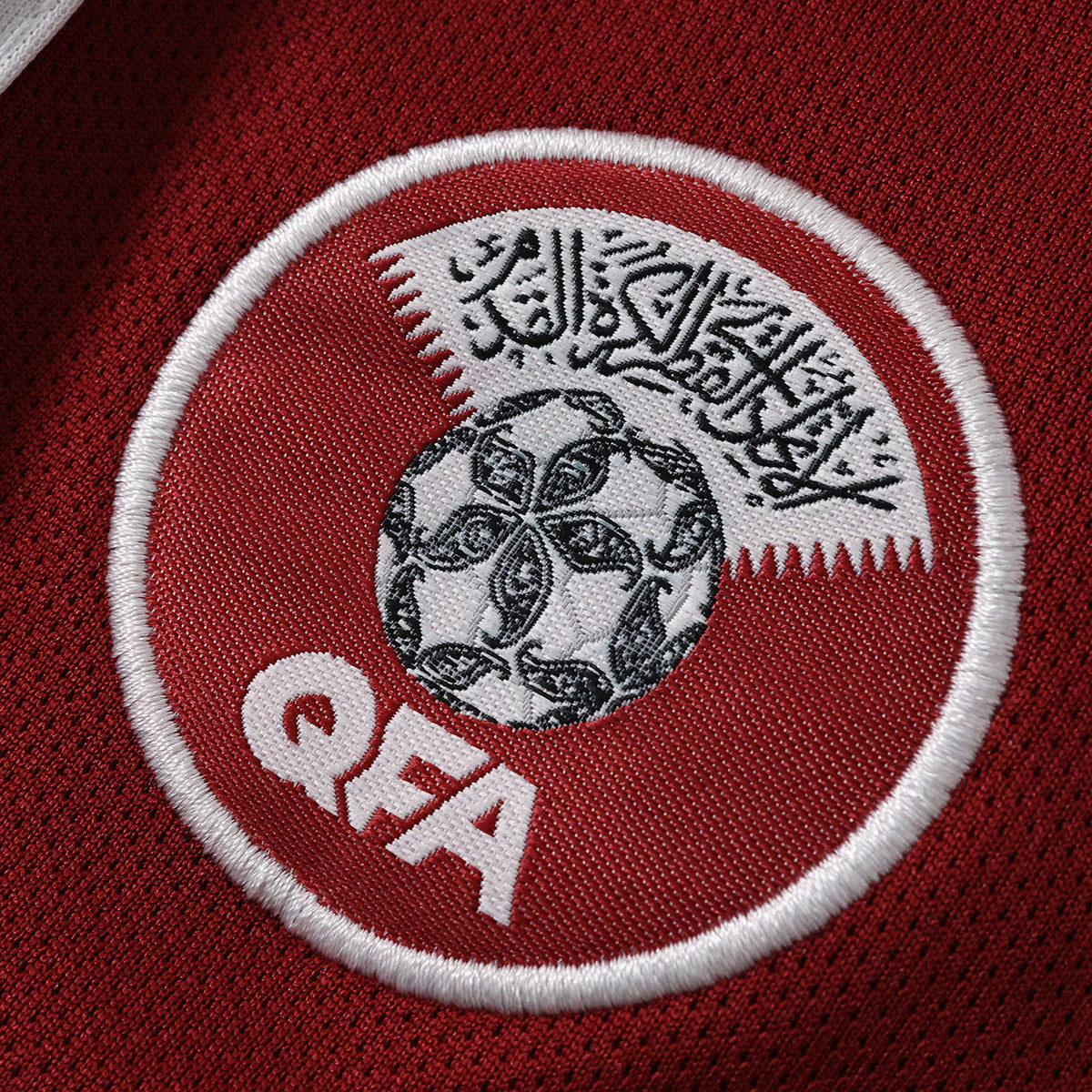 Qatar Home Jersey 2025/26 Fan Version - World Cup 2026