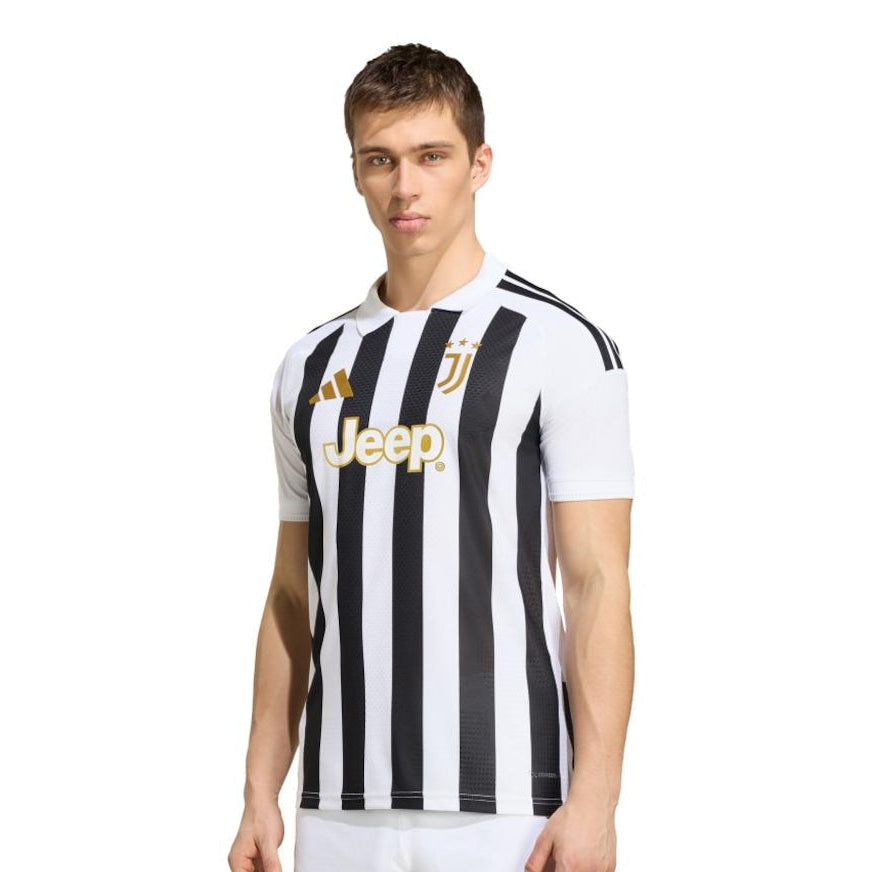 Jersey Juventus Home 2026/27 - Player Version