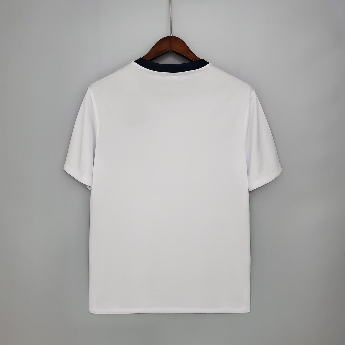 Camiseta retro de local de Inglaterra 2013