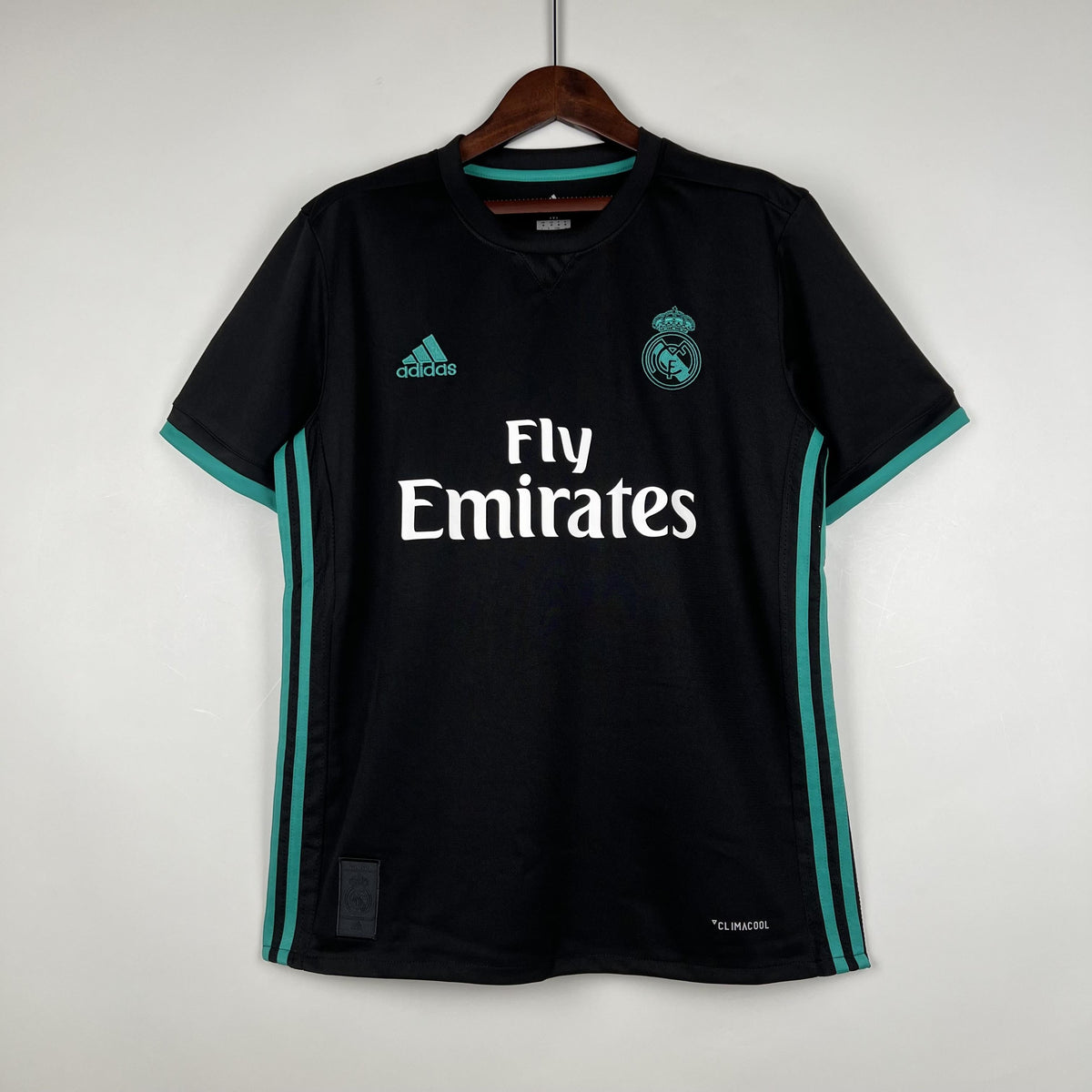Camiseta retro de visitante del Real Madrid 2017/2018