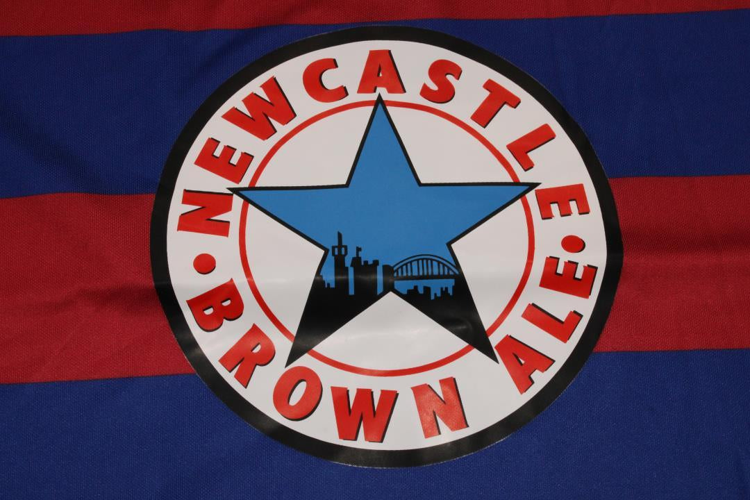 Camiseta retro de visitante del Newcastle 1995/1996