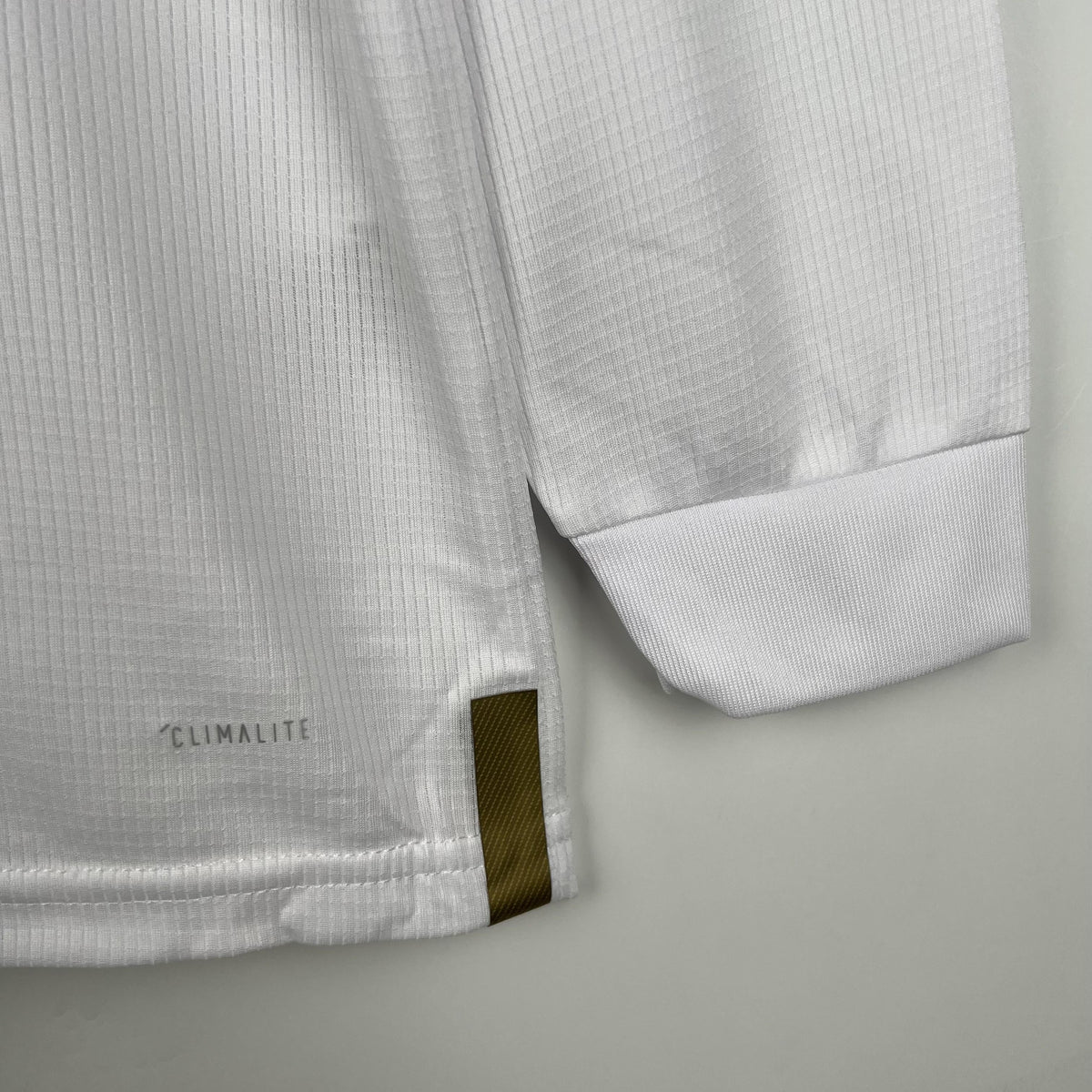 Camiseta retro local del Real Madrid 2019/2020 - Manga larga