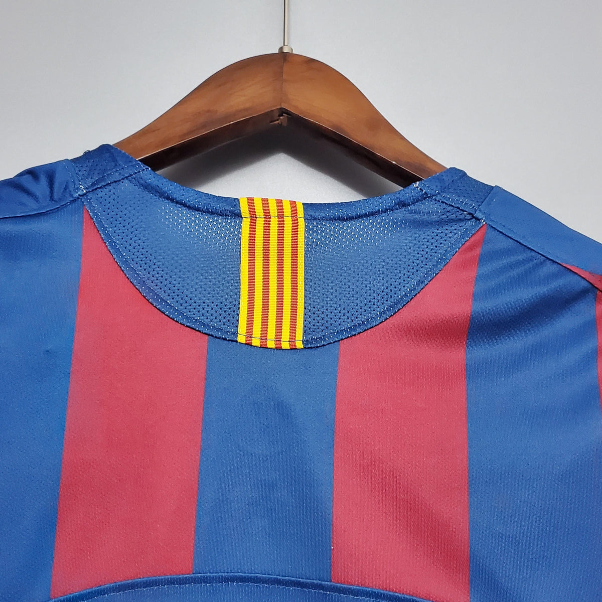 Camiseta retro de local del FC Barcelona de la UEFA Champions League 2006