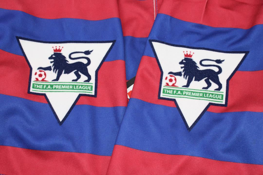 Camiseta retro de visitante del Newcastle 1995/1996