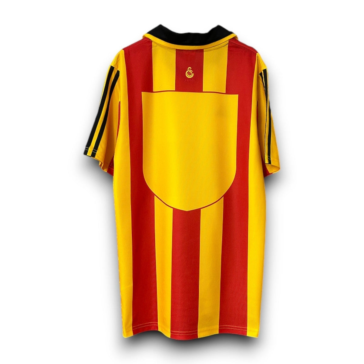Camiseta retro local del Galatasaray 1999/2000