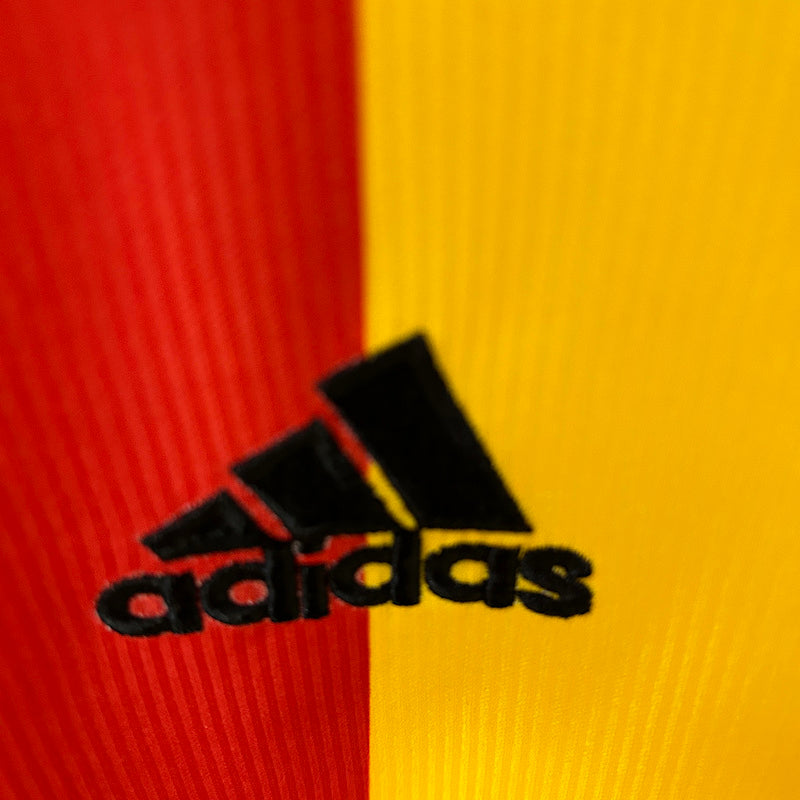 Camiseta retro local del Galatasaray 1999/2000