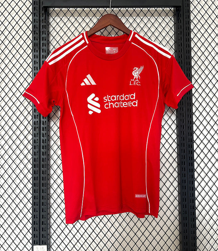 Camiseta de local del Liverpool 2025