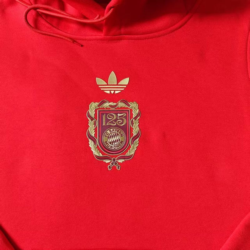Sudadera con capucha roja del 125.º aniversario del Bayern de Múnich