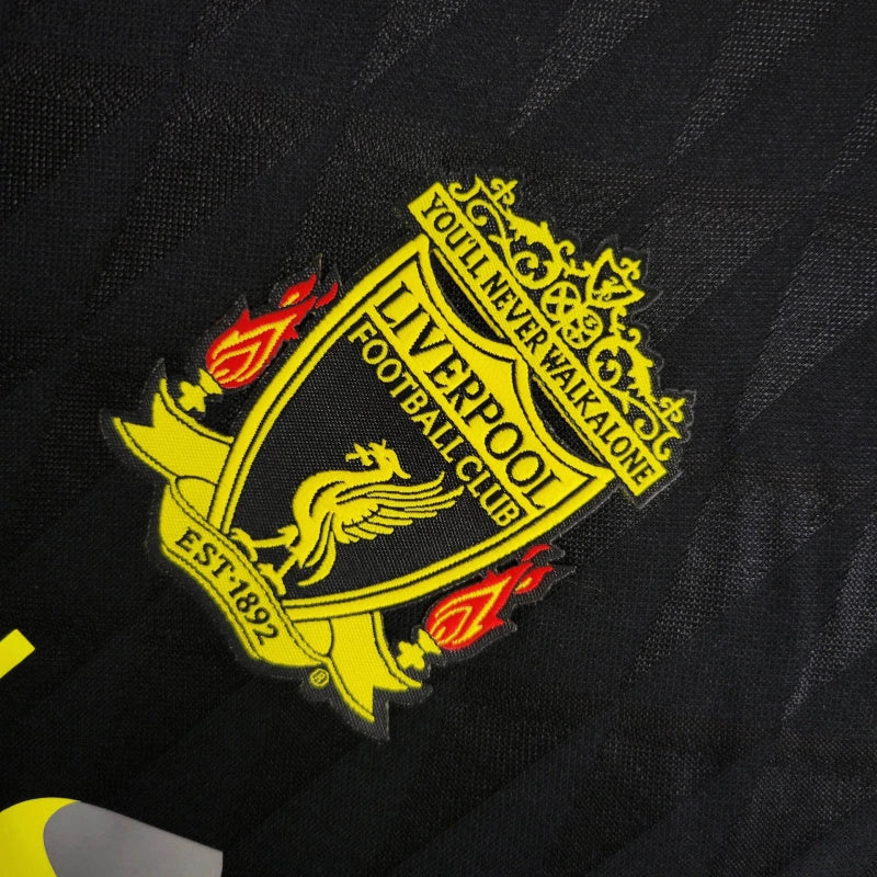 Camiseta retro de visitante del Liverpool 2010