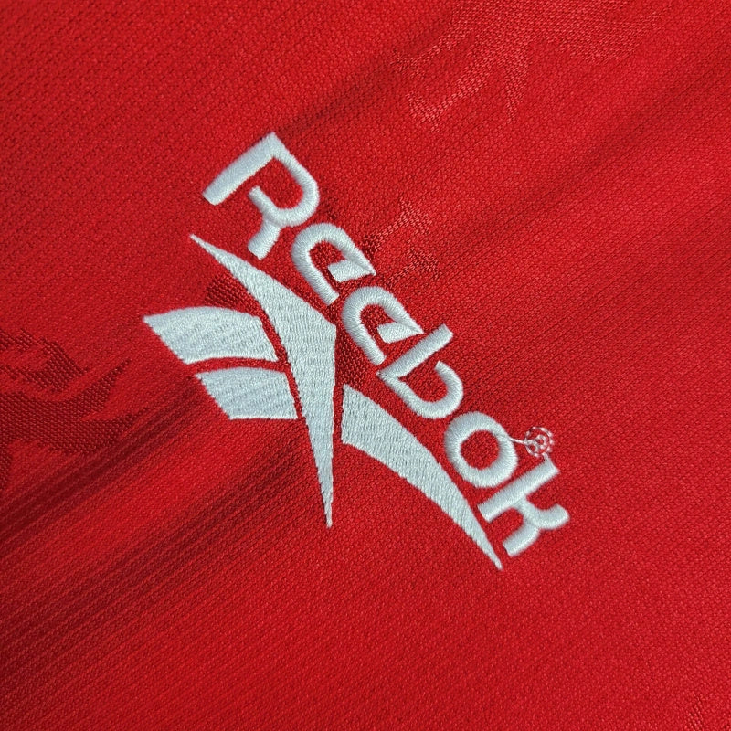 Camiseta retro local del Liverpool 1996