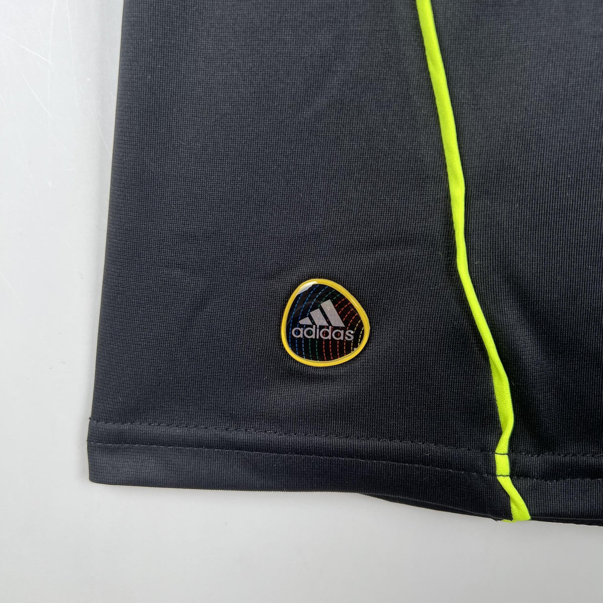 Camiseta retro de visitante del Real Madrid 2010/2011