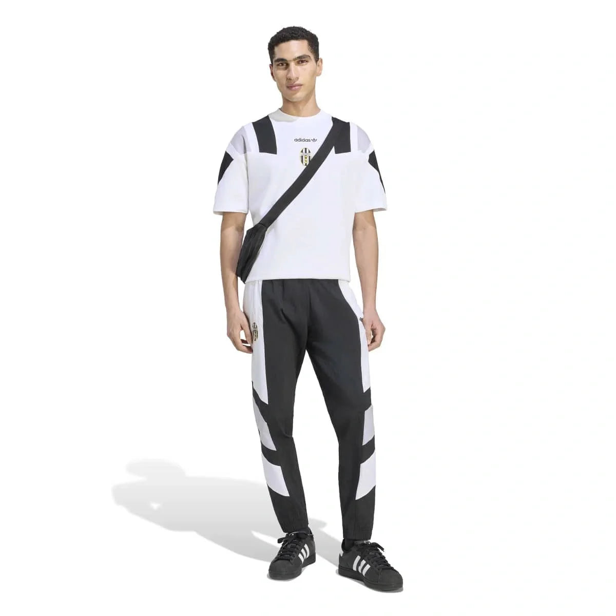 Jersey adidas Juventus Eqt Fanswear 2026-2027