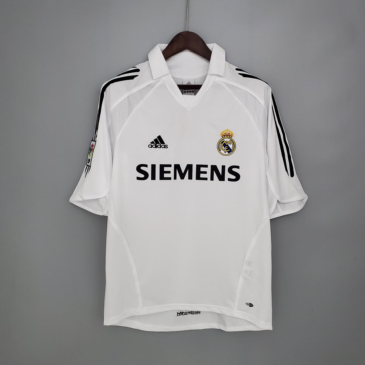 Camiseta Retro Real Madrid Local 2005/2006