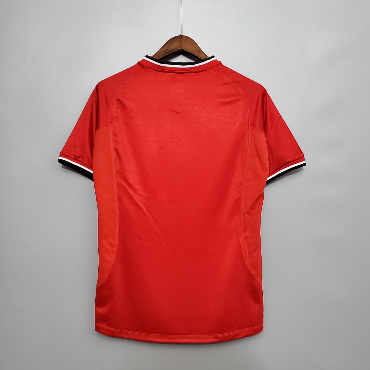 Camiseta retro local del Manchester United 2000/01