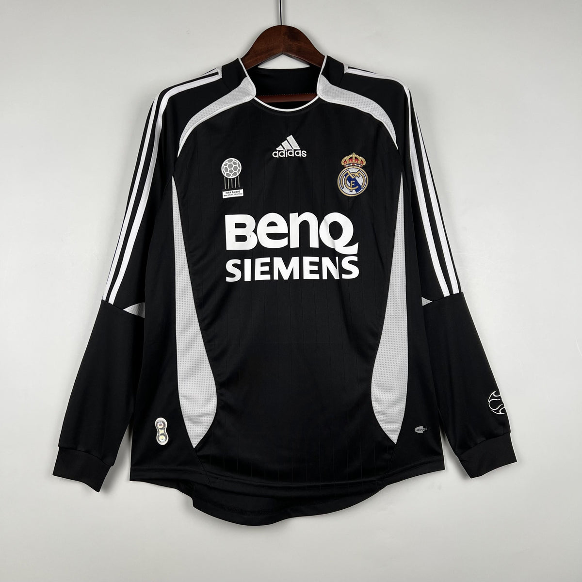 Camiseta retro de visitante del Real Madrid 2006/2007 - Manga larga