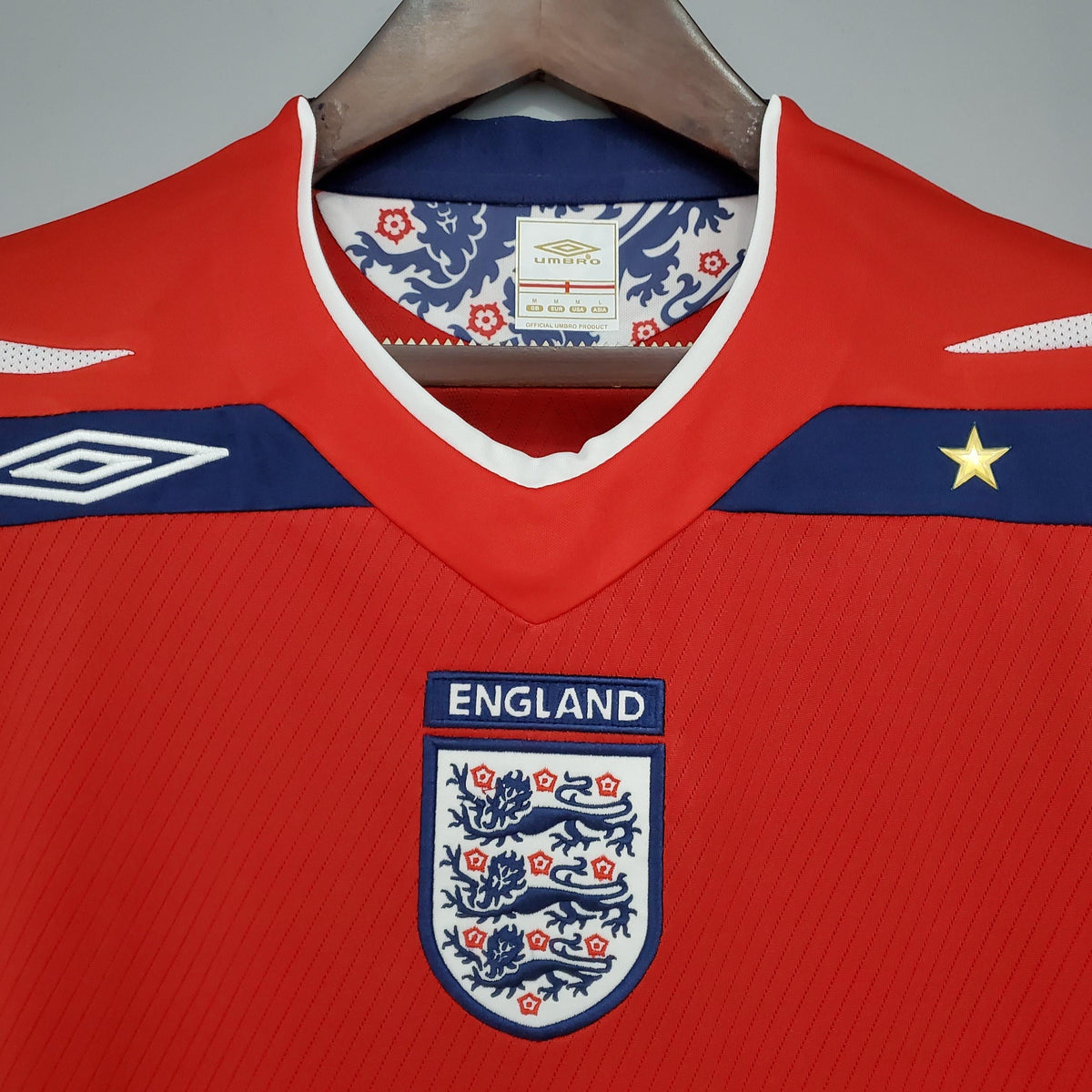 Camiseta retro de visitante de Inglaterra 2008/2010