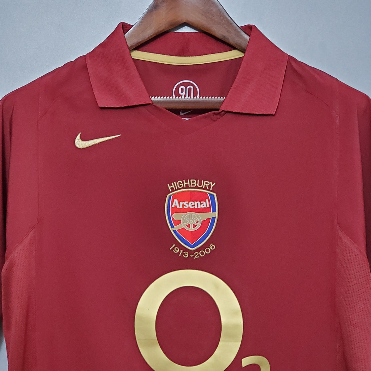 Camiseta retro local del Arsenal 2005/2006