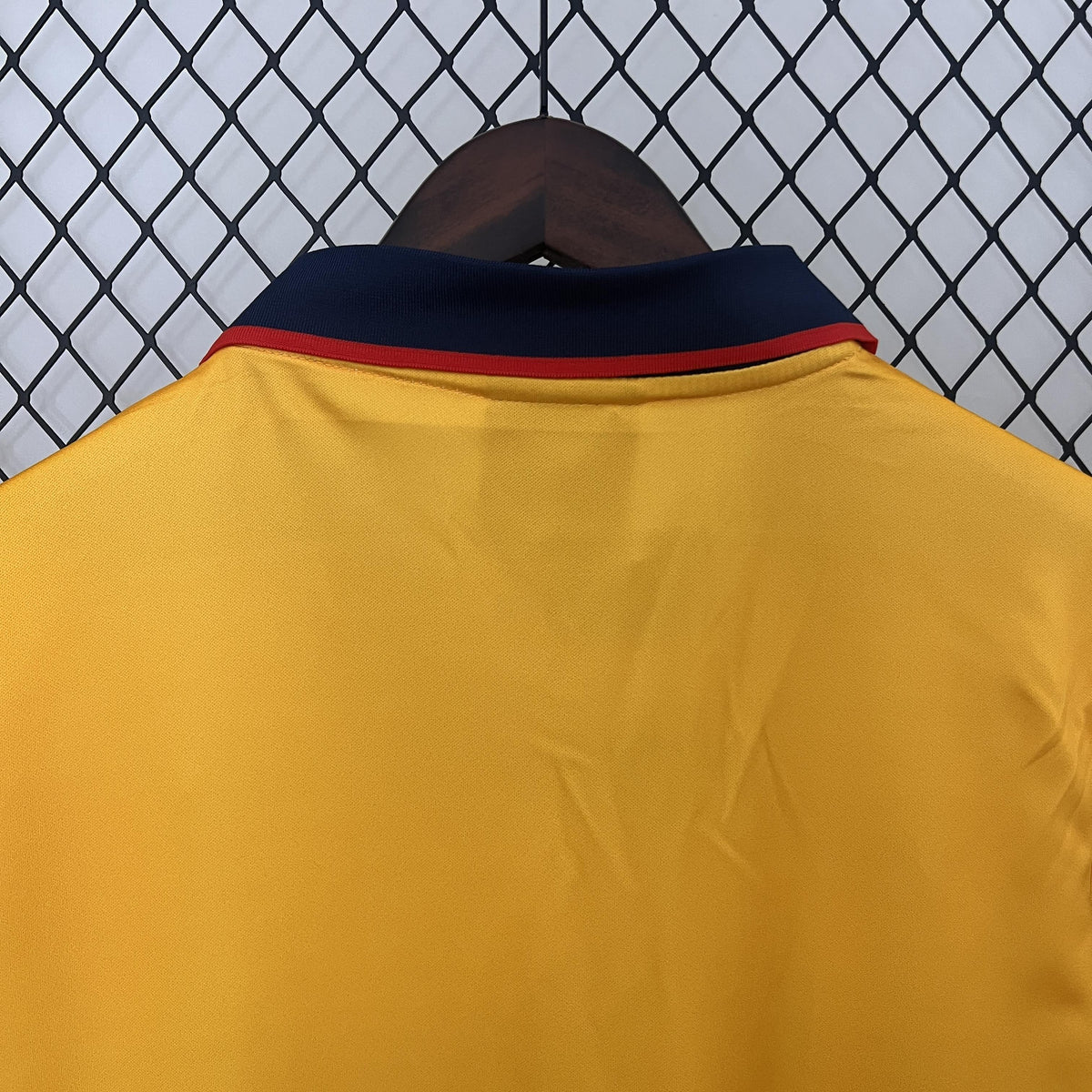 Camiseta retro visitante del Arsenal 1997/99