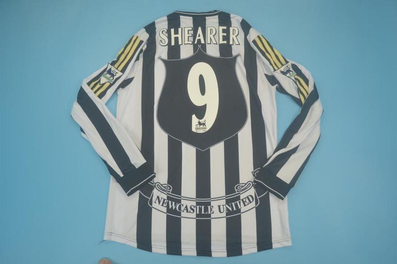 Camiseta retro de local Newcastle 1997/1999 - Manga larga