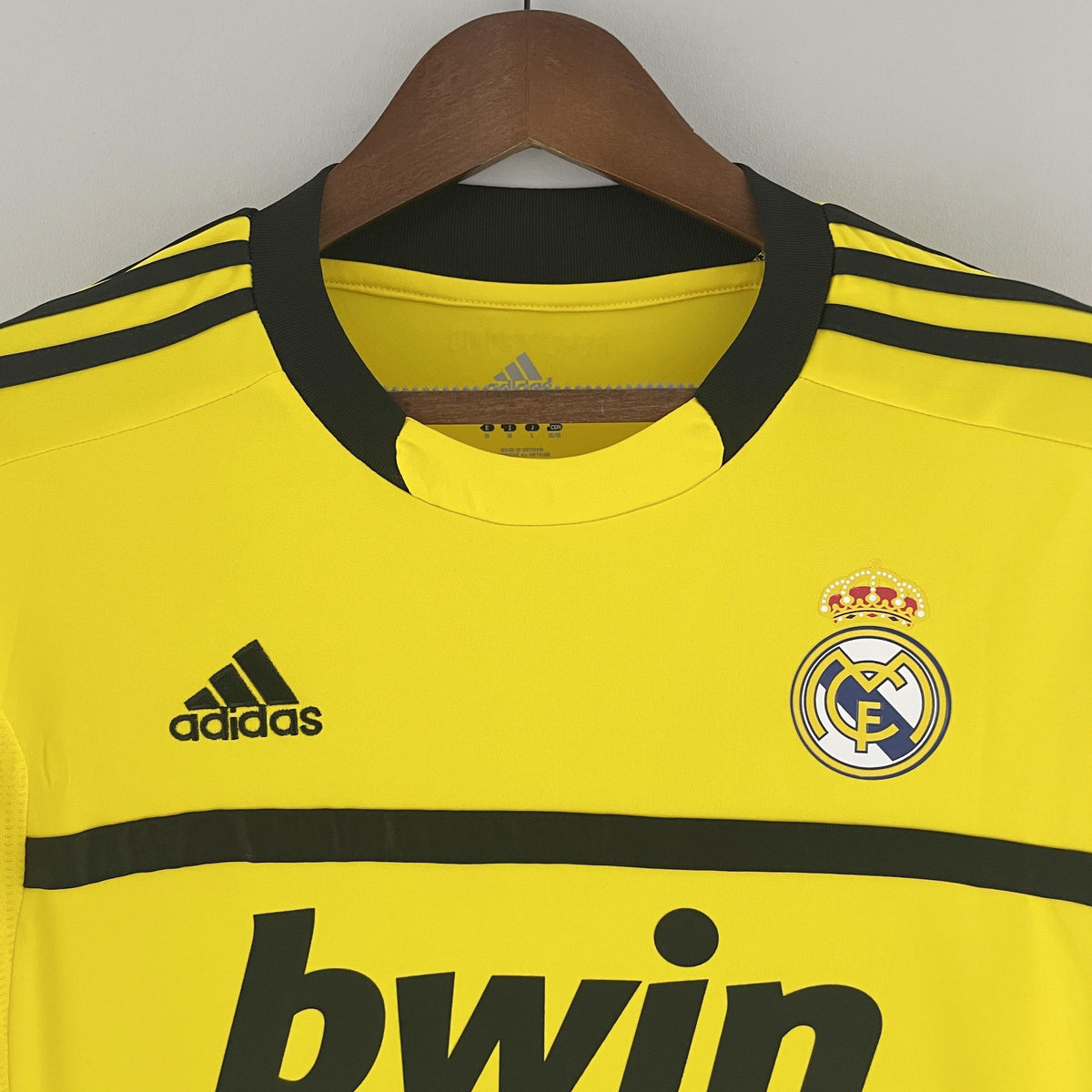 Camiseta retro de portero del Real Madrid 2011/2012