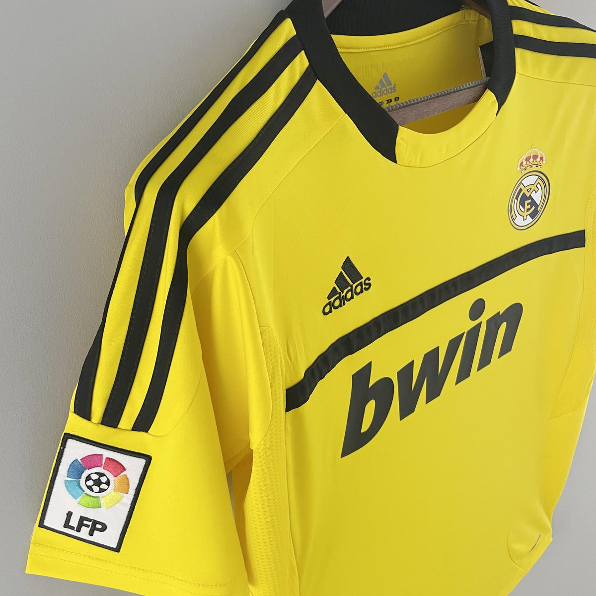Camiseta retro de portero del Real Madrid 2011/2012
