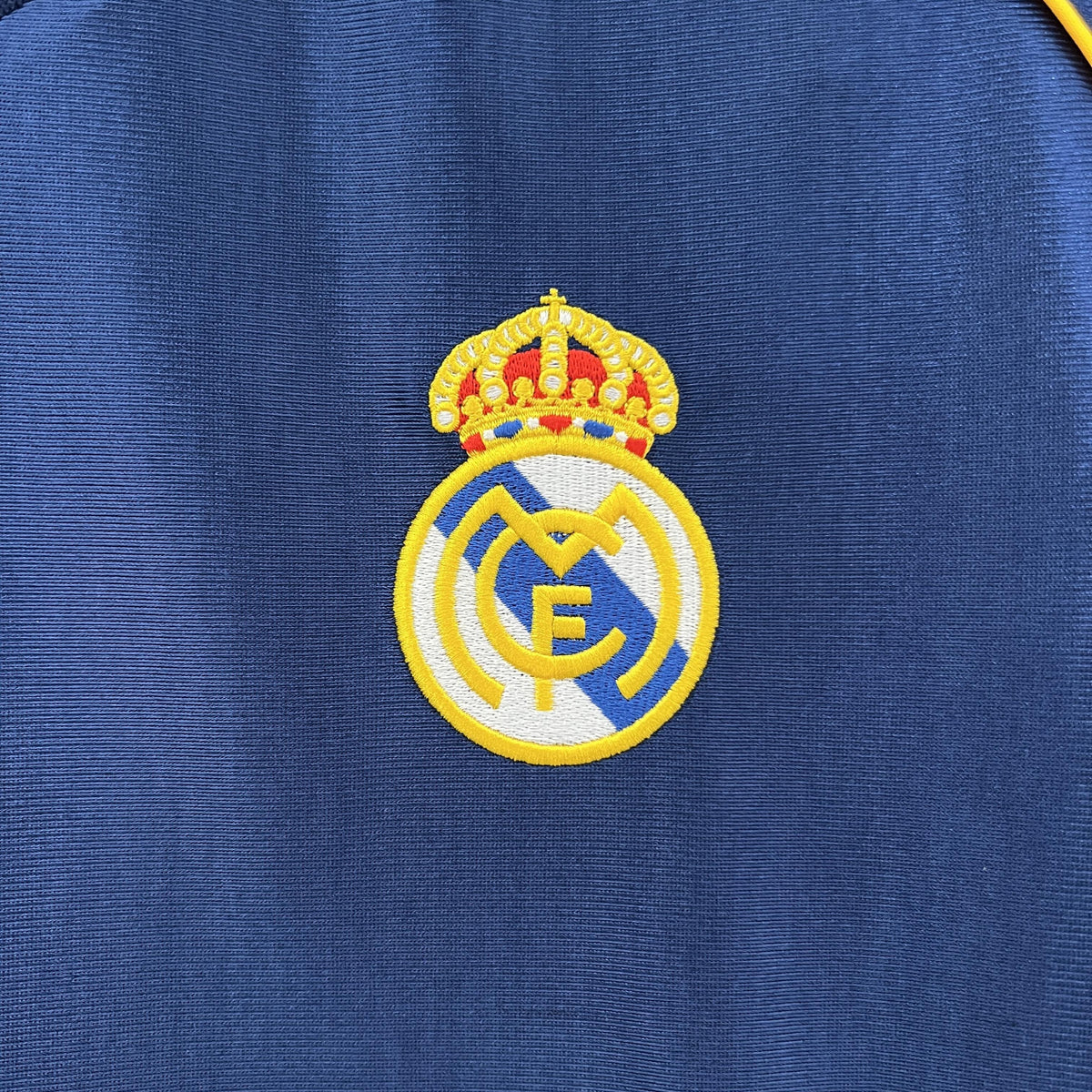 Camiseta retro de la tercera equipación del Real Madrid 1998/1999