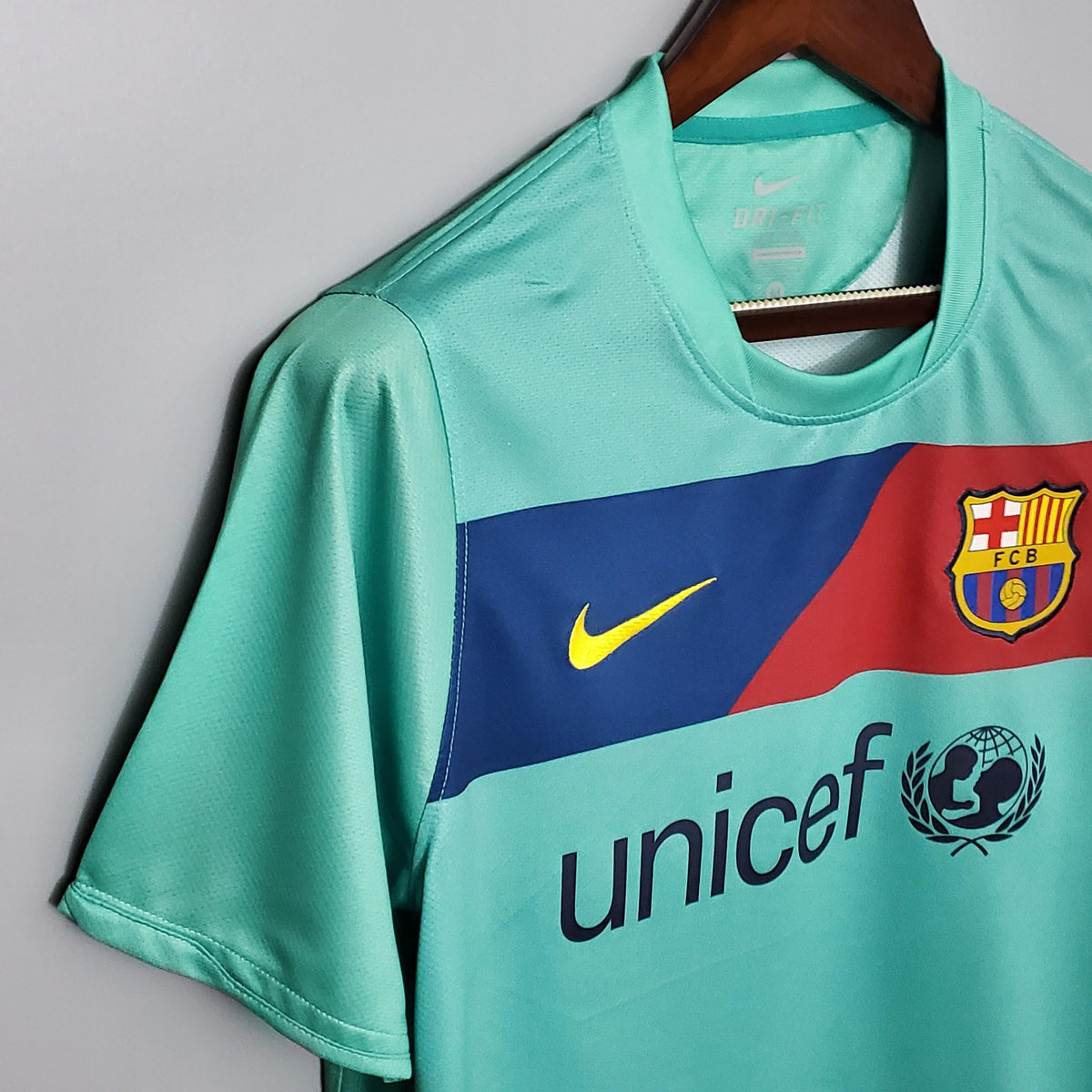 Camiseta retro de visitante del Barcelona 2010/2011