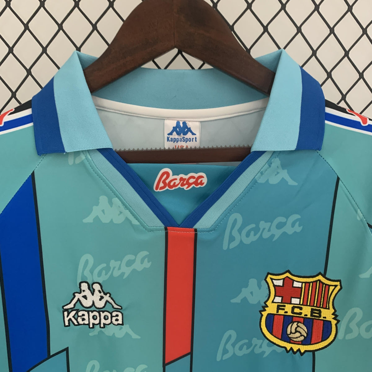 Camiseta retro de visitante del Barcelona 1996/1997 - Manga larga