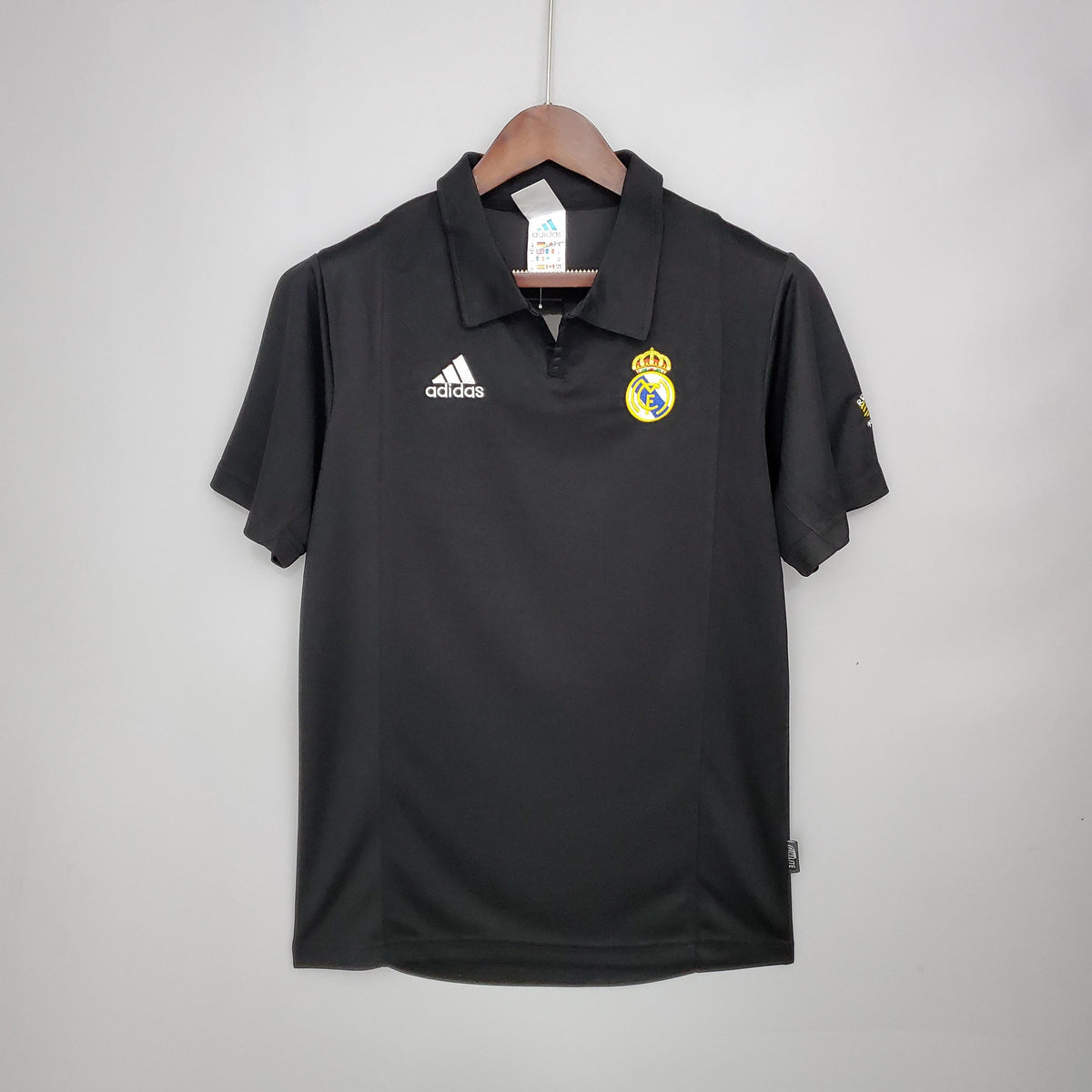 Camiseta retro de visitante del Real Madrid de la Champions League 2002/2003