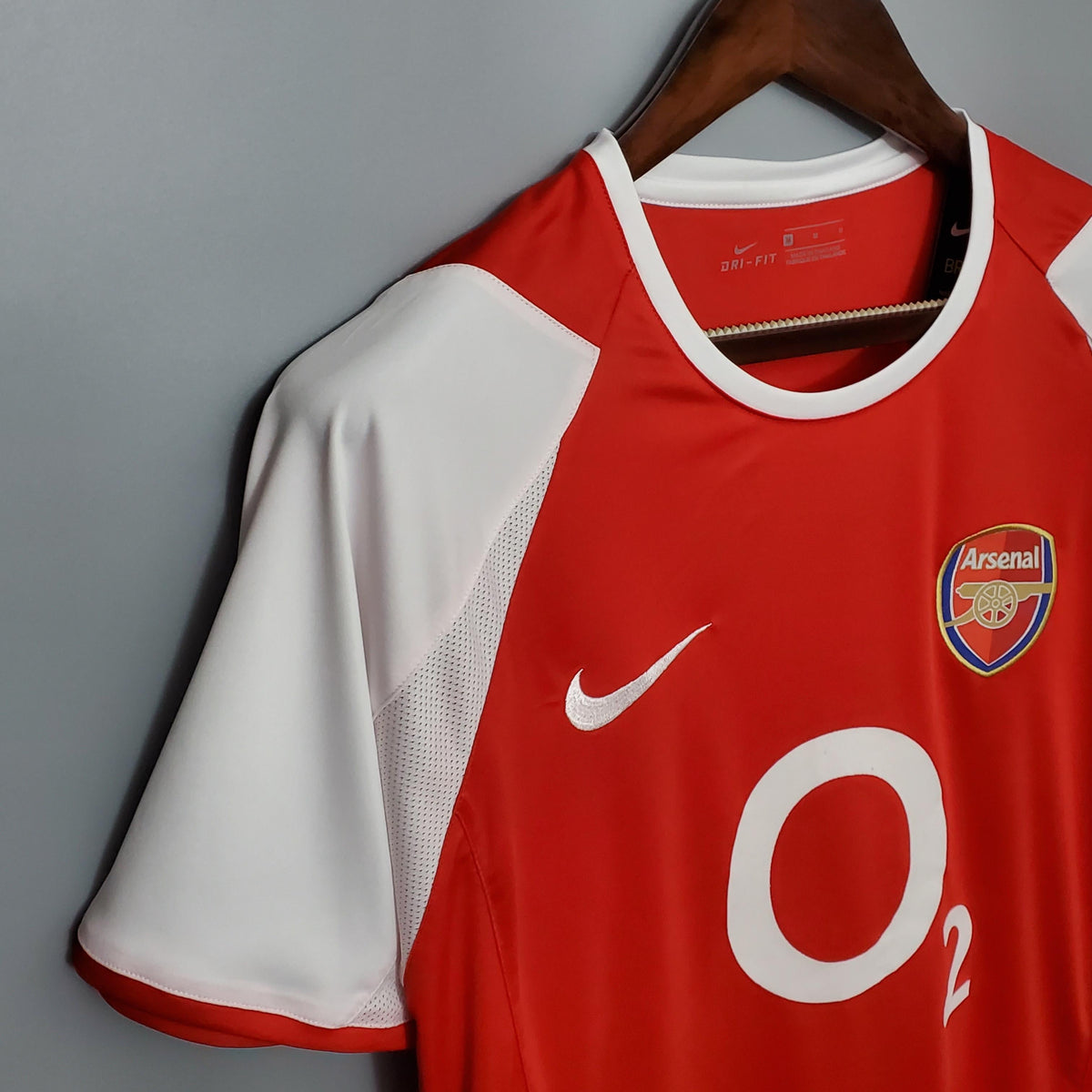 Camiseta retro local del Arsenal 2002/04