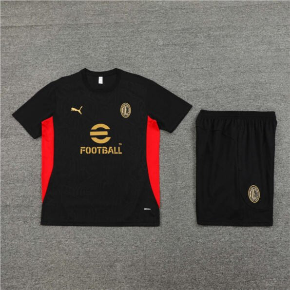 Camiseta de entrenamiento + pantalón corto AC Milan