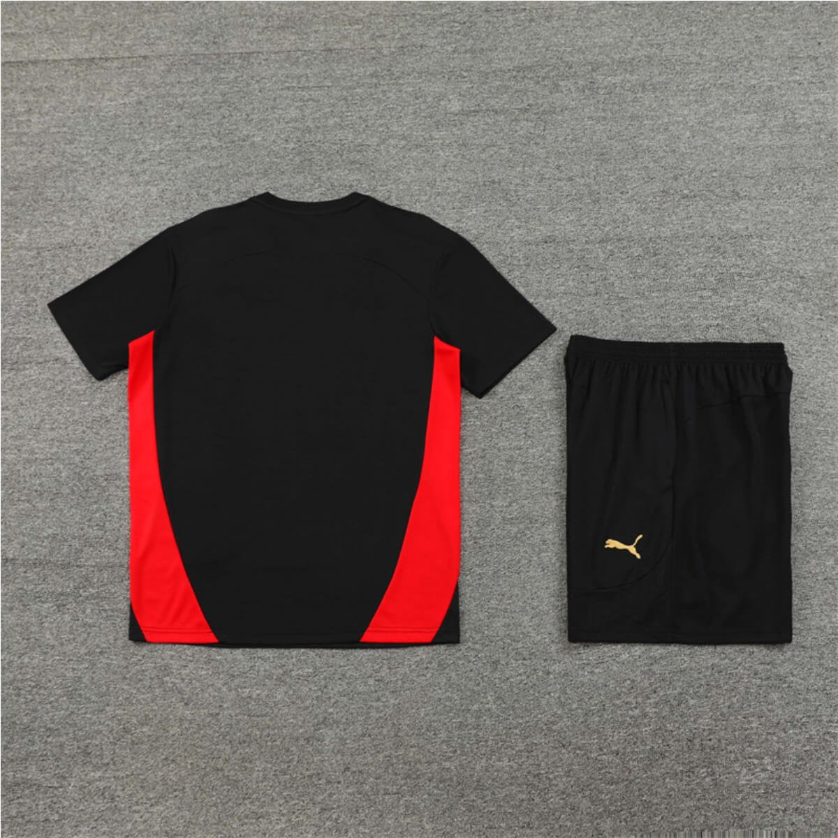 Camiseta de entrenamiento + pantalón corto AC Milan