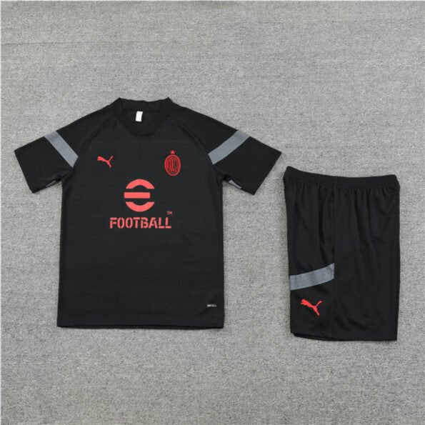 Camiseta de entrenamiento III + Pantalones cortos AC Milan