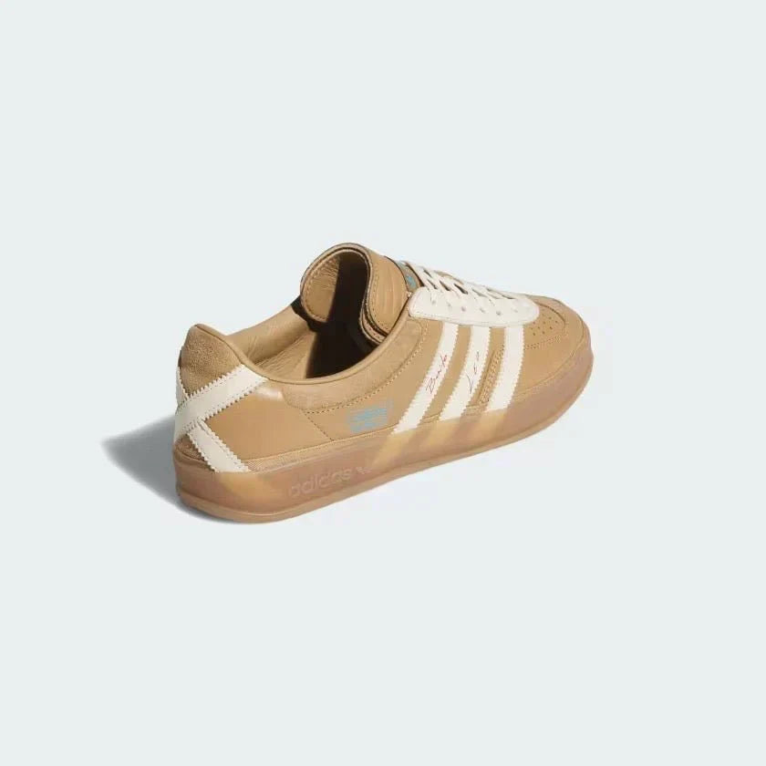 Bad Bunny Gazelle Indoor x Messi Marrón Cartón